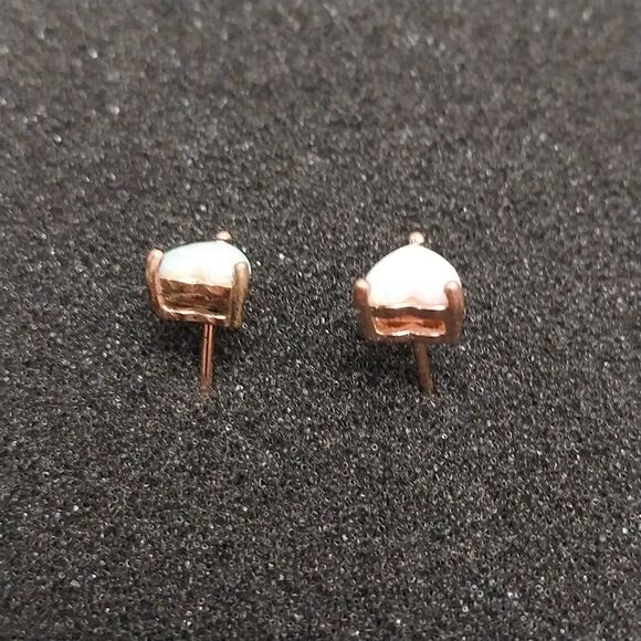 Vintage Heart Shaped Fire Opal Earrings Gold Studs #J048 - Picture 9 of 14